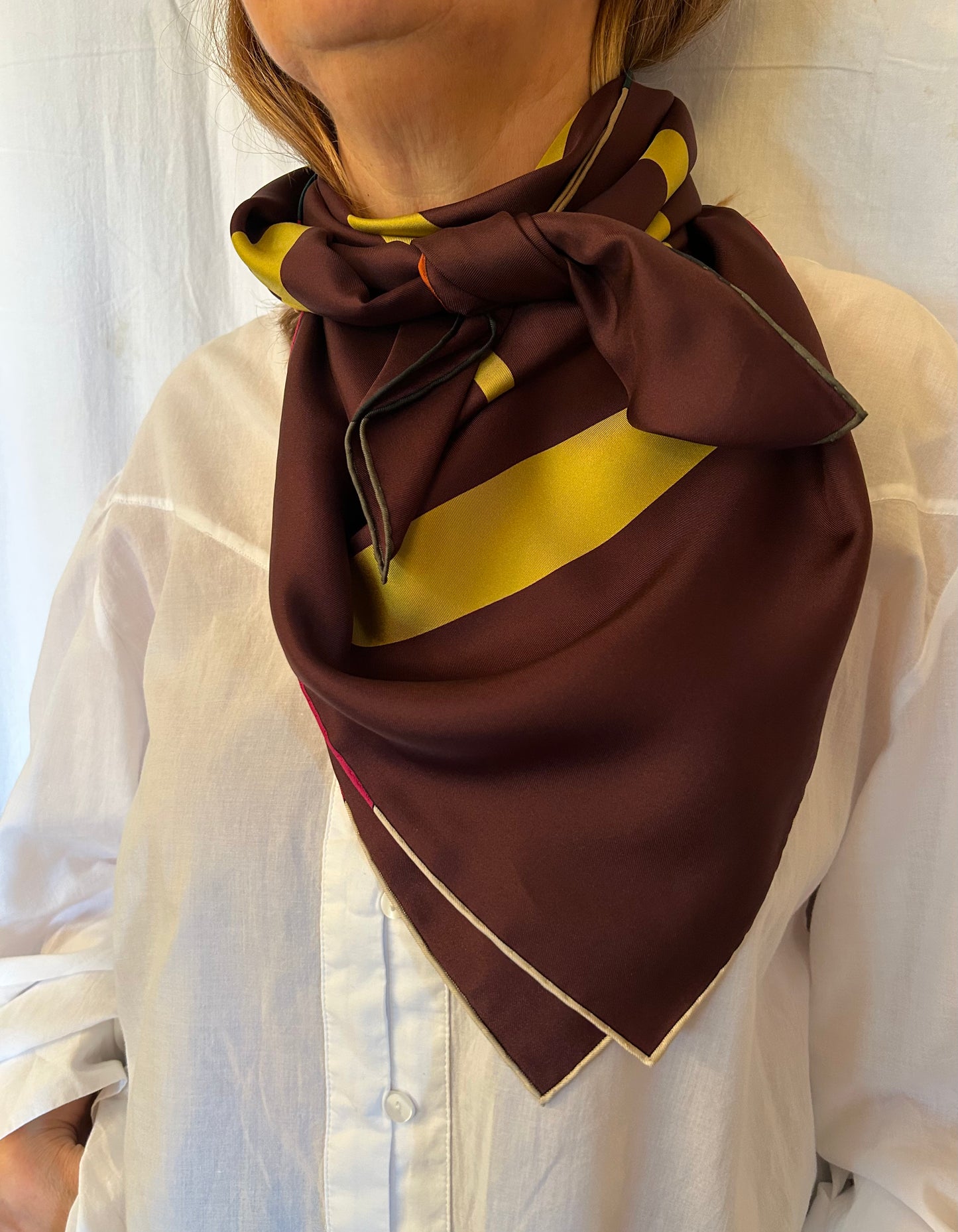 Brown silk scarf with spiral